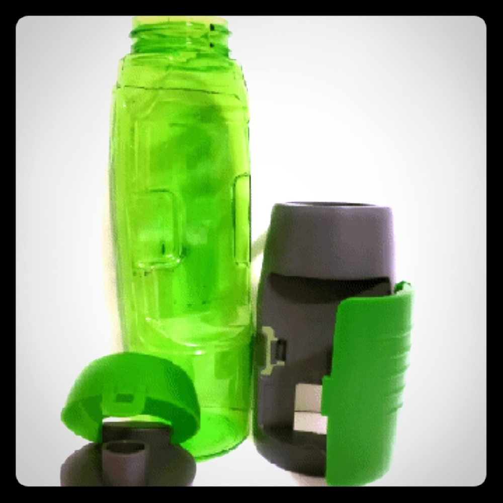 Sip n Store Water Bottles